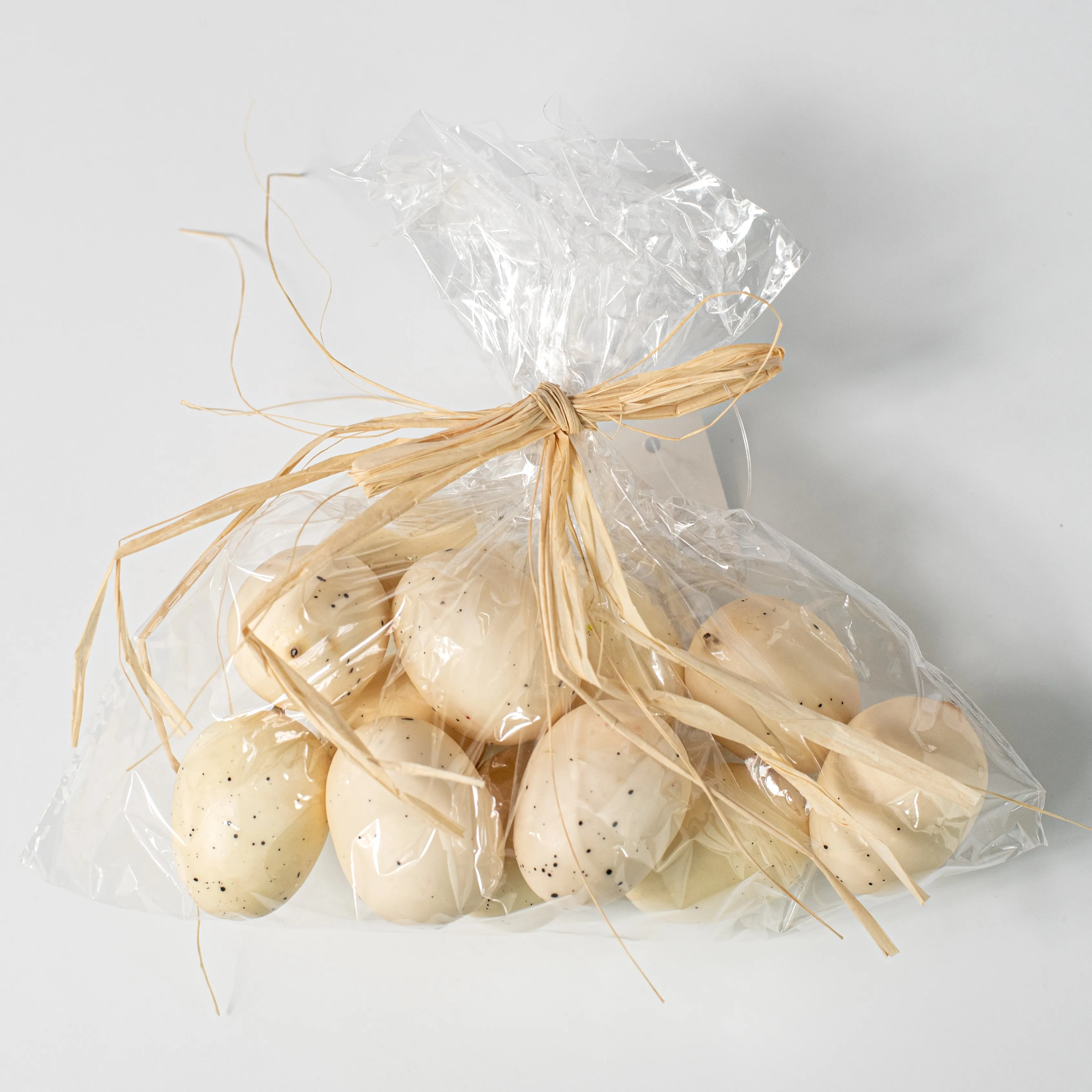 1.5" Eggs: Ivory & Black (12)