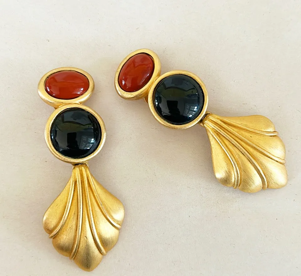 80s Averil signed clip on large statement earrings.