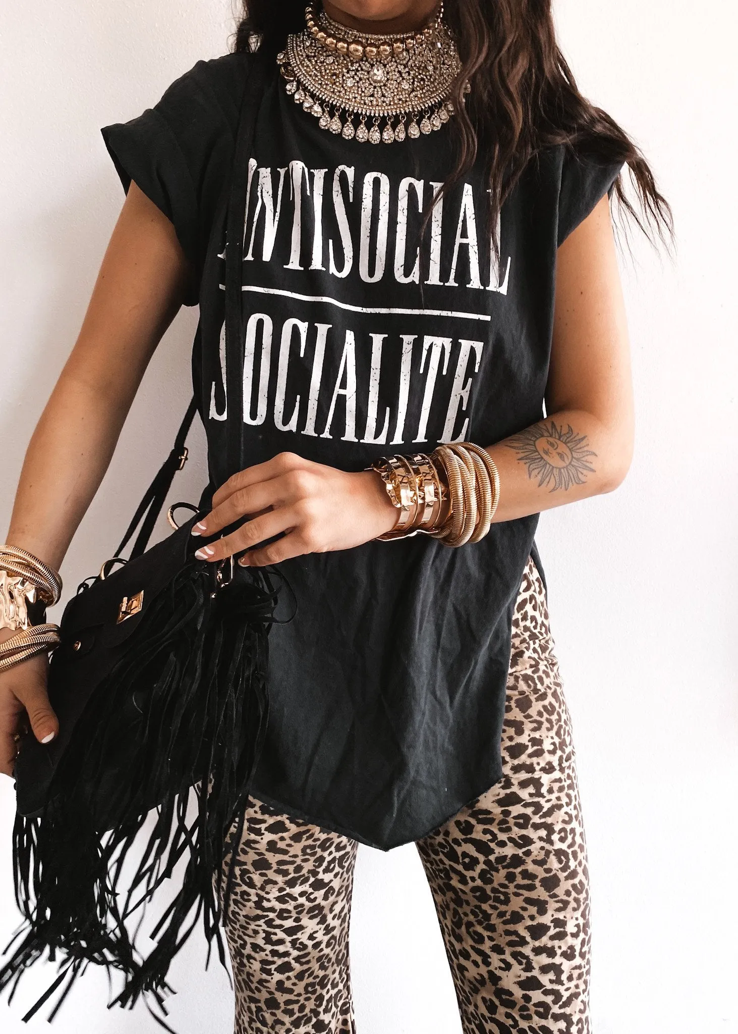 ANTISOCIAL SOCIALITE SIDE SLIT TEE