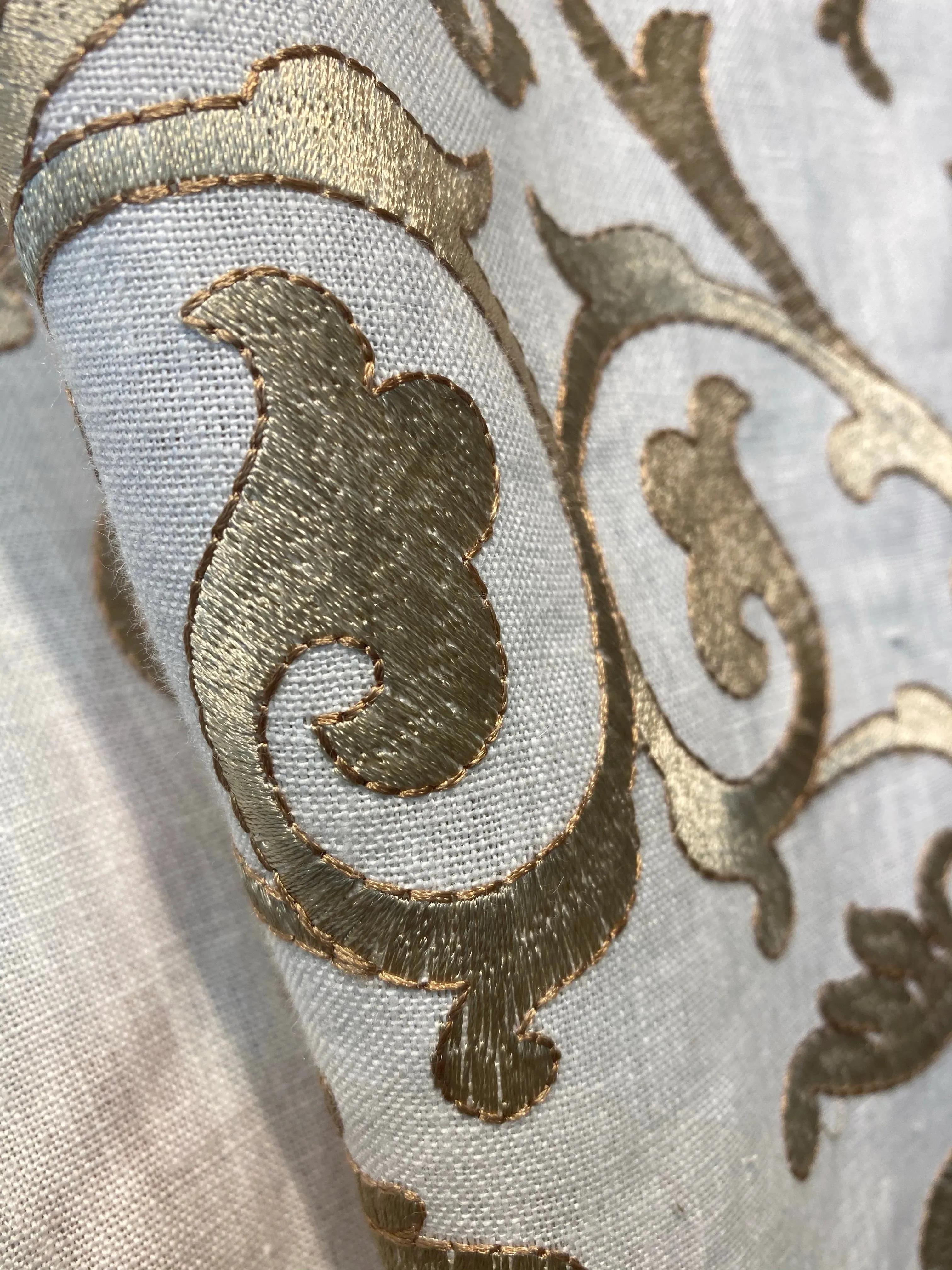 Fat Quarter: Duchess Dahlia Novelty Belgium Imported 100% Linen Embroidered Medallion Fabric Gold