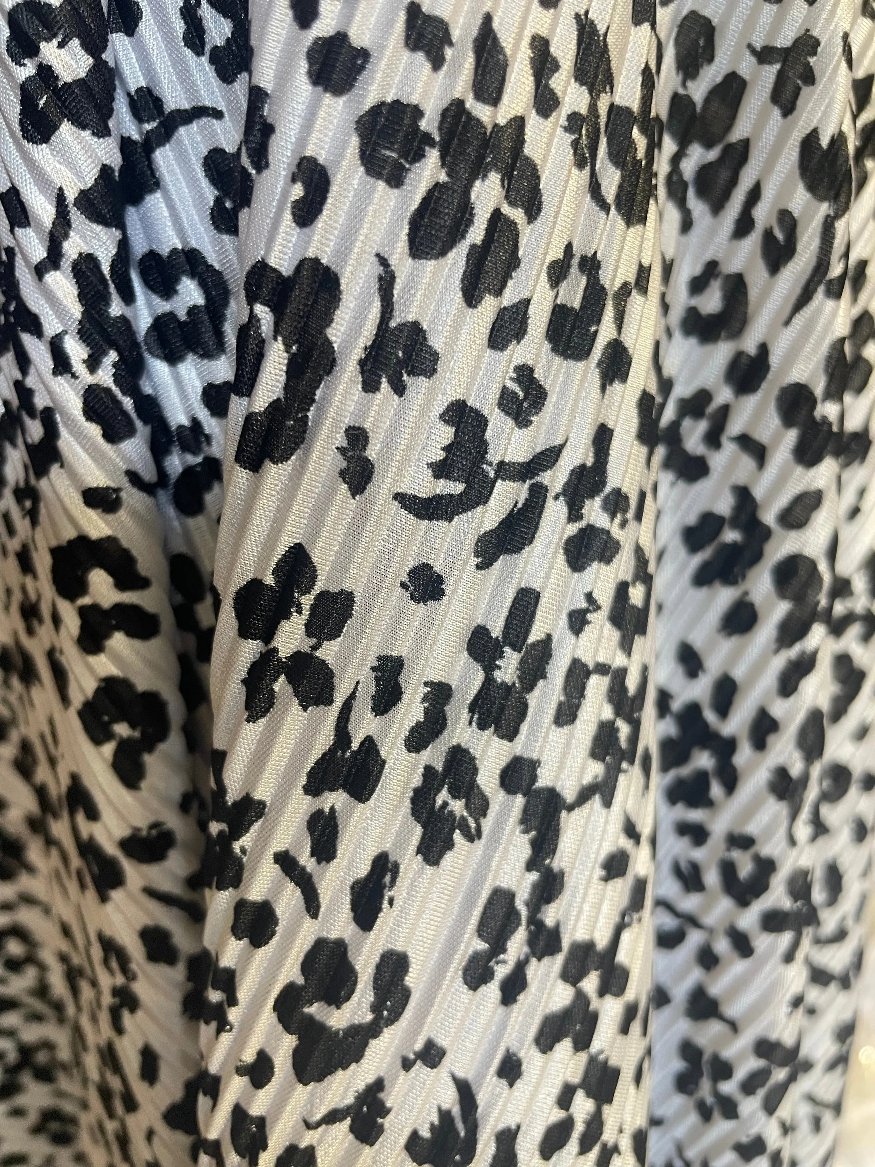 Floral Printed Micro Pleated Poly - Black & White