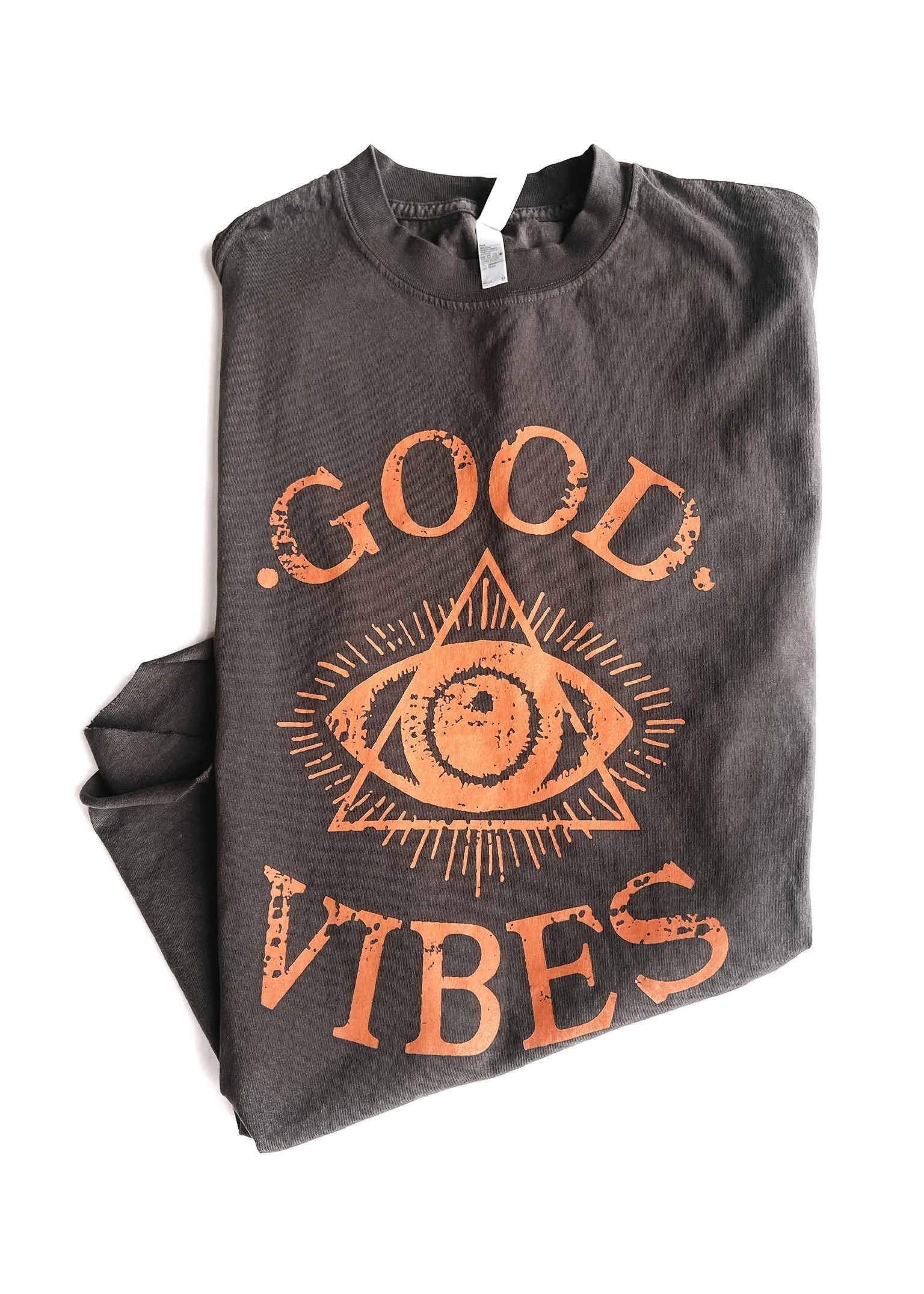 GOOD VIBES SIDE SLIT TEE