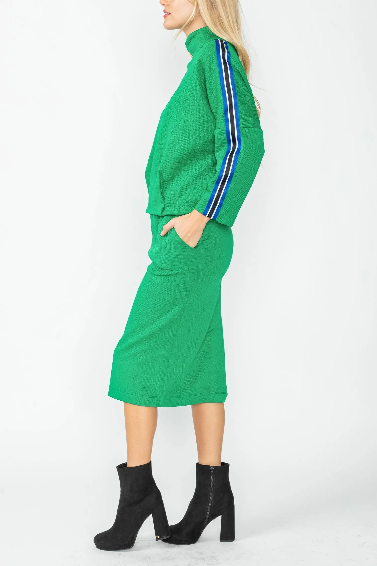 Green Shoulder Special Tape High-Stand Collar Top