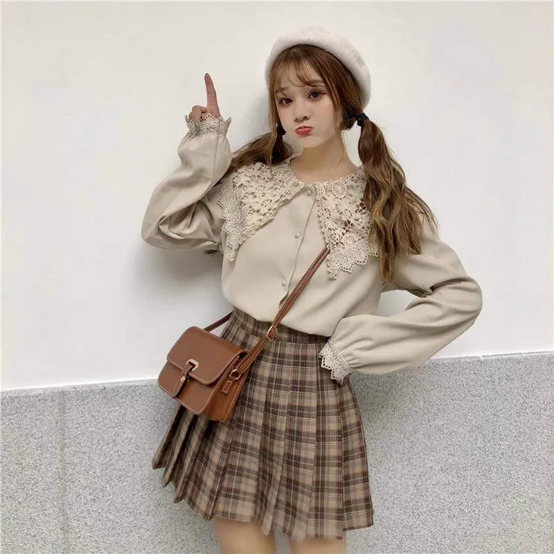 Kawaii Flare Sleeved Shirt
