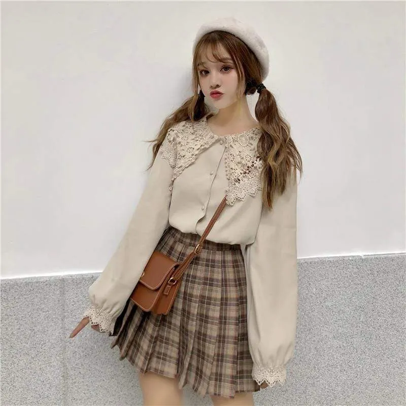 Kawaii Flare Sleeved Shirt