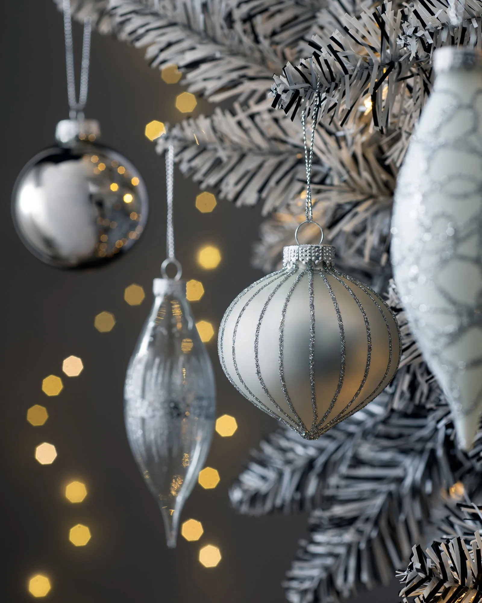 Moonbeam Glass Baubles, 20 Pack