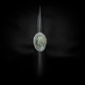Oval Labradorite w/ Silver Border Ring
