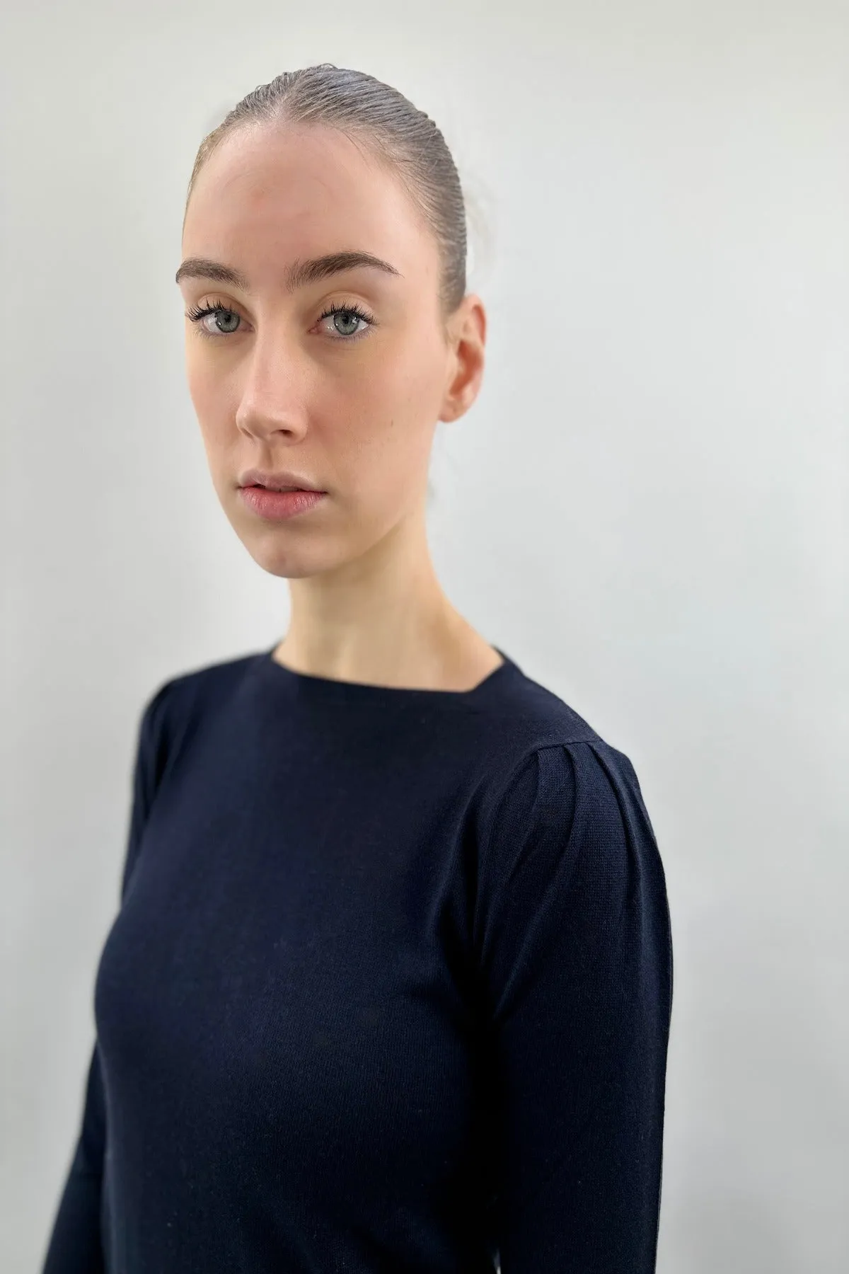 Premium Dark Navy Pipster - High-Quality Fashion Item