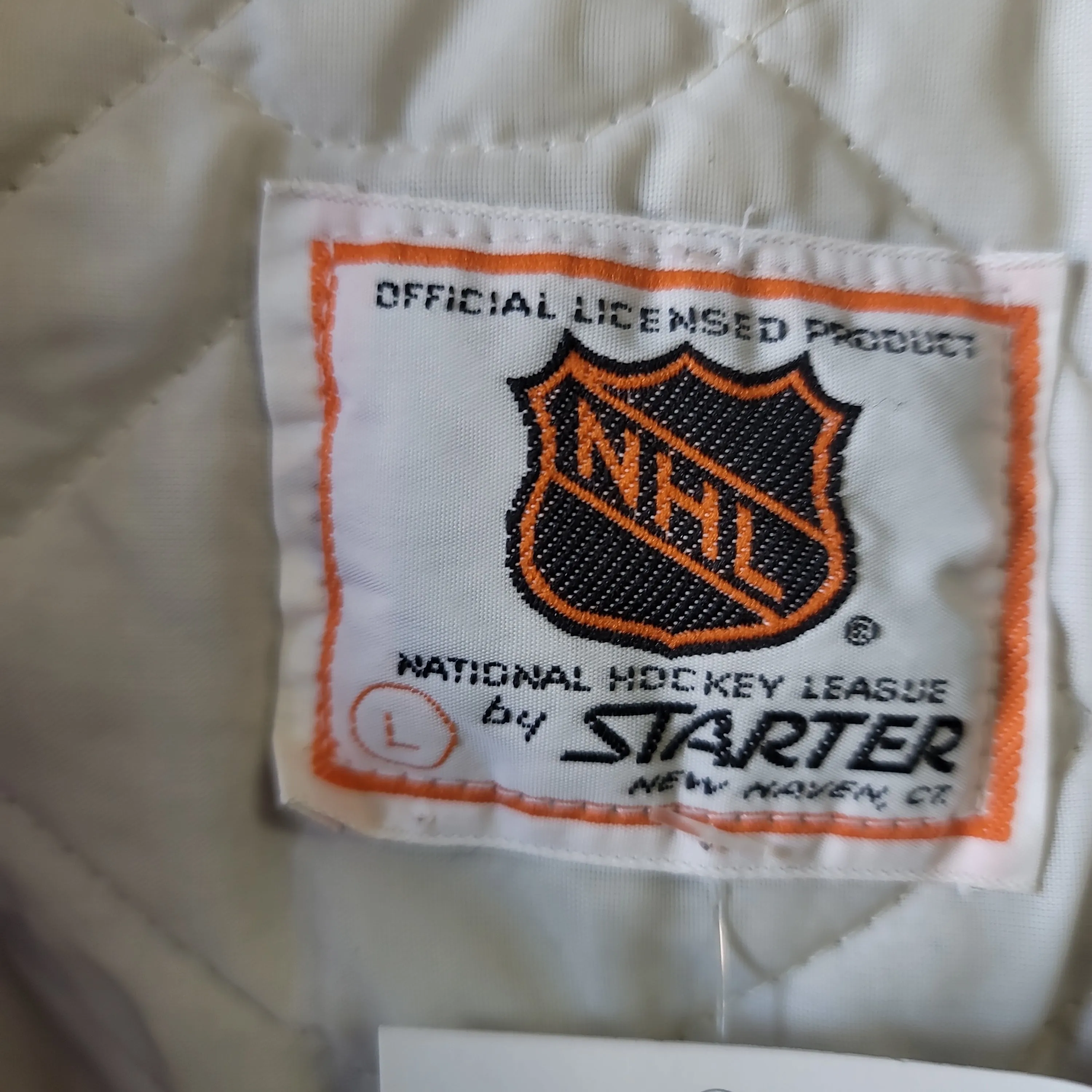 Vintage 80s LOS ANGELES KINGS NHL Starter Black Nylon Jacket L