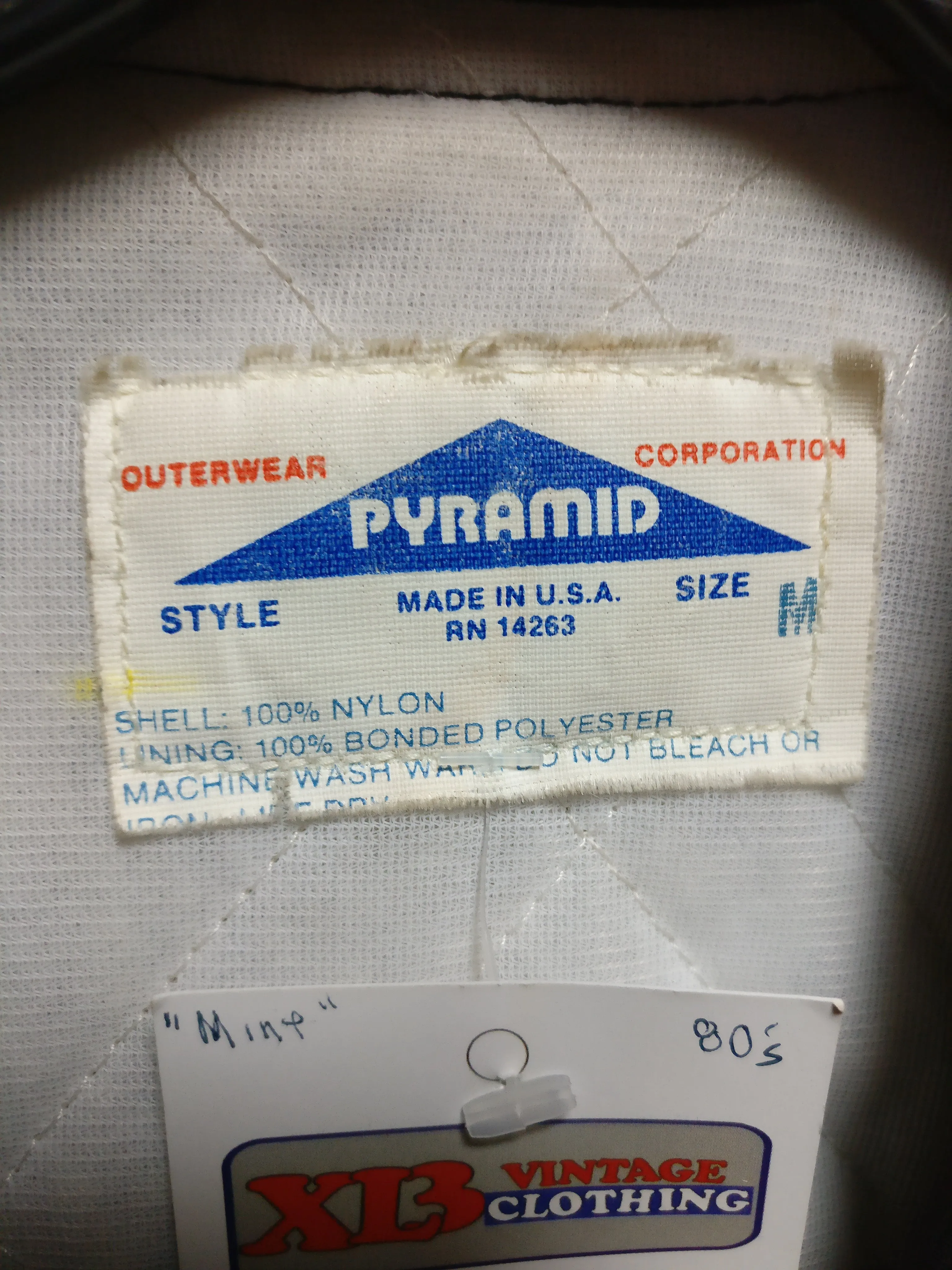 Vtg 80s LOS ANGELES LAKERS NBA Pyramid Back Patch Nylon Jacket M(Mint)